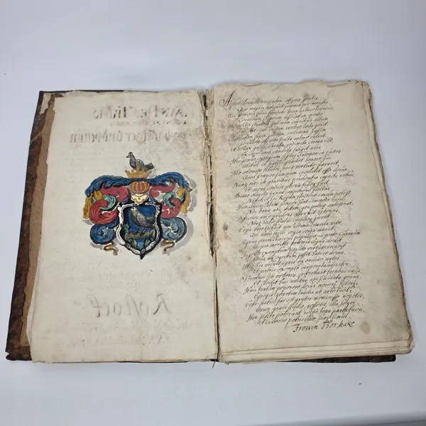 Sällsynt baltiskt 1500-talsverk – Salomon Henning (Rostock, 1589) med handmålat vapen och samtida manuskript