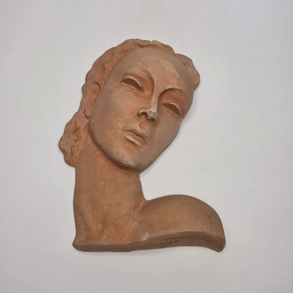 ANDERS MOHAMMAR (1912-1993). VÄGGRELIEF, kvinnaporträtt, keramik, signerad Mohammar 1934