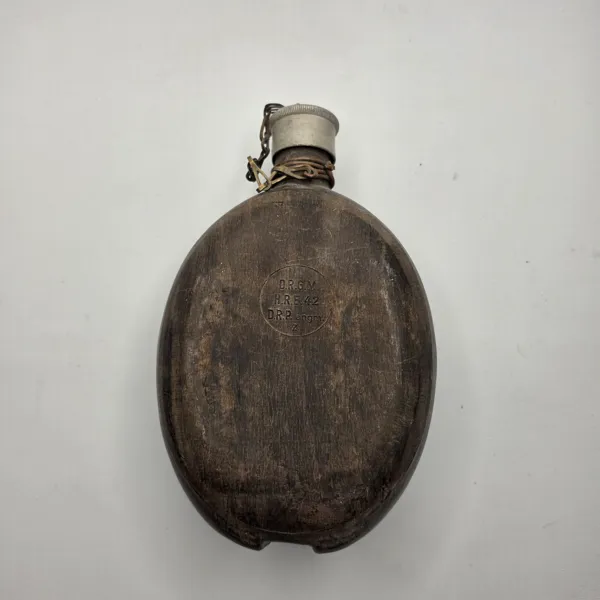 Tysk fältflaska "Kokosnöt" M31 (WW2) – H.R.E. 42 / 43